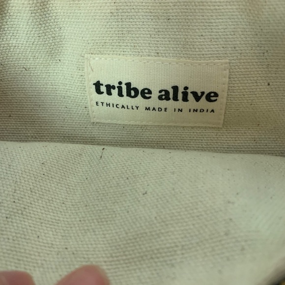 Tribe alive foldover clutch/crossbody - Picture 2 of 4